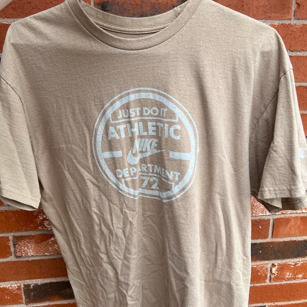 Nike Just Do It size Large